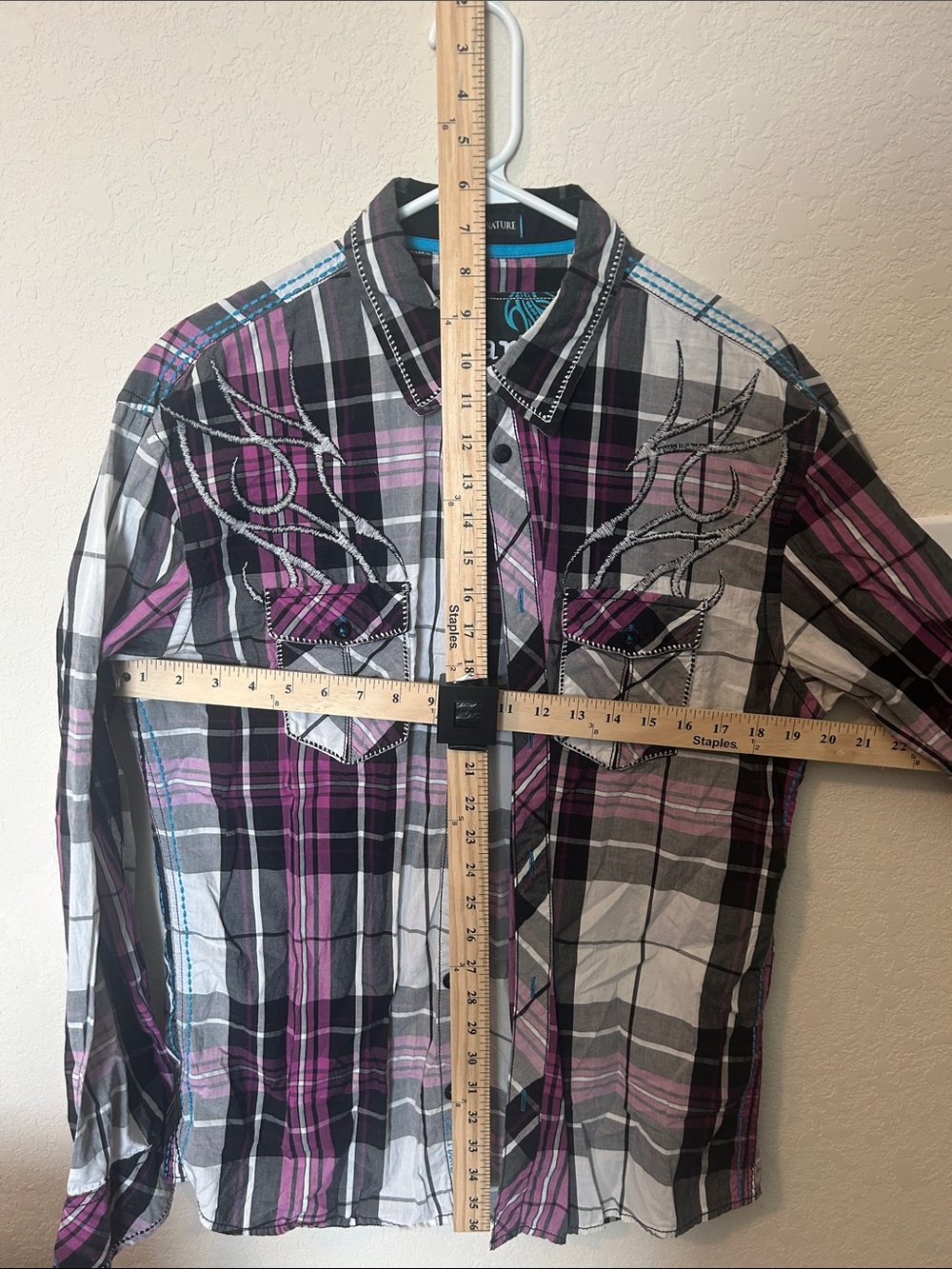 Men's Roar Signature Shirt in Black, Gray & Purple pink